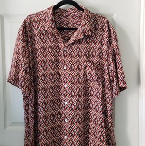 Collared shirt